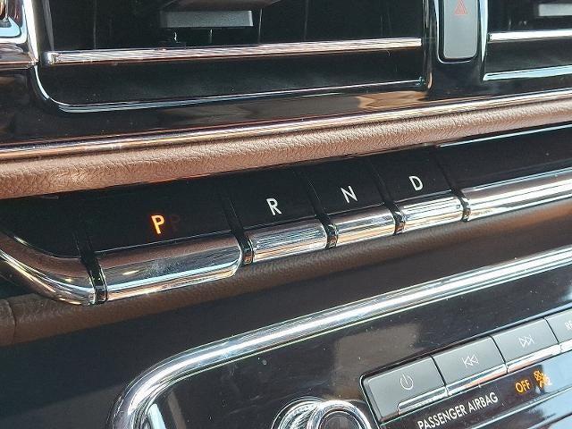 used 2024 Lincoln Navigator car, priced at $81,995