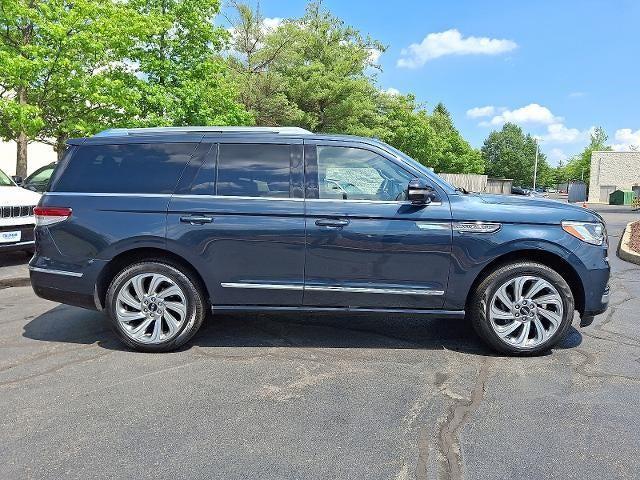 used 2024 Lincoln Navigator car, priced at $81,995