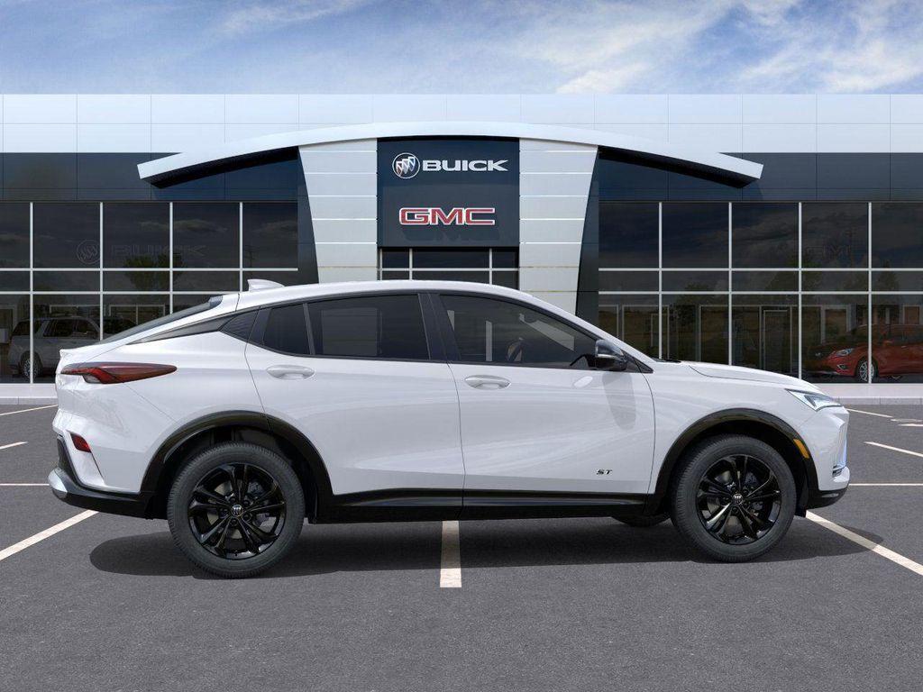 new 2025 Buick Envista car, priced at $29,825