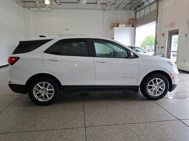 used 2022 Chevrolet Equinox car, priced at $19,395