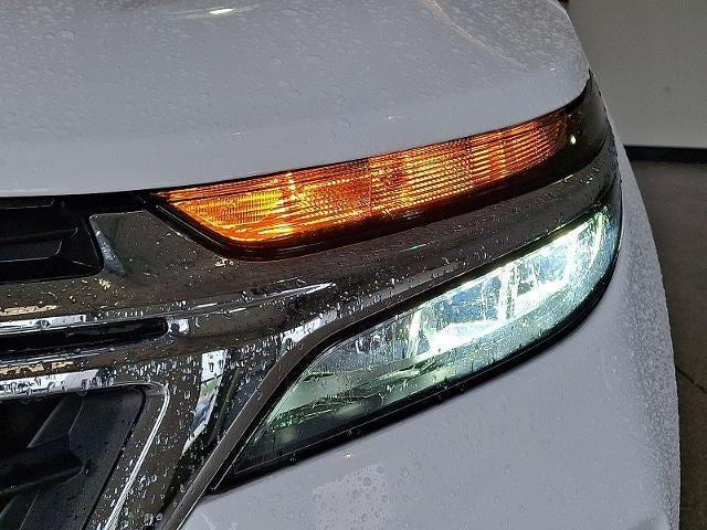 used 2022 Chevrolet Equinox car, priced at $19,395