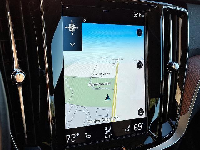 used 2022 Volvo S60 Recharge Plug-In Hybrid car, priced at $31,495