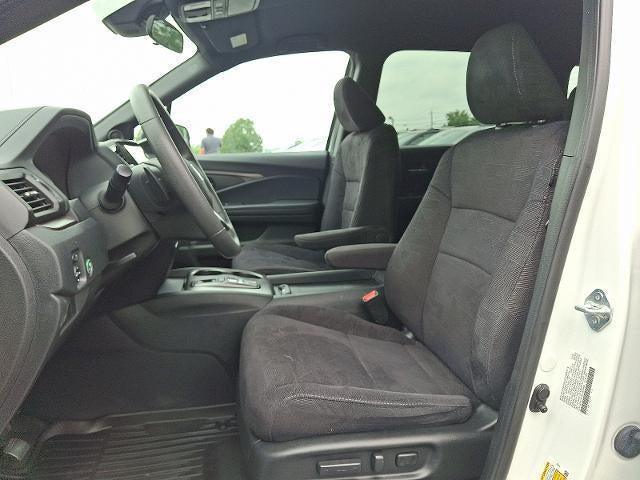 used 2022 Honda Pilot car, priced at $28,795