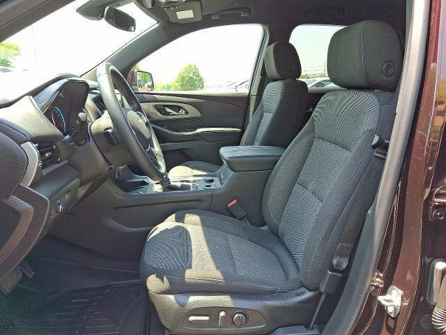 used 2023 Chevrolet Traverse car, priced at $32,295