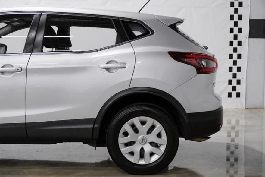 used 2020 Nissan Rogue Sport car, priced at $17,495