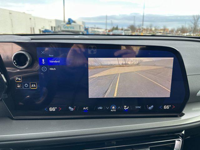 new 2025 Chevrolet Traverse car, priced at $41,995