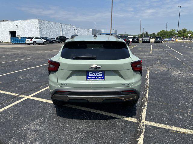 new 2025 Chevrolet Trax car, priced at $25,499