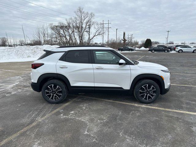 new 2025 Chevrolet TrailBlazer car, priced at $34,195