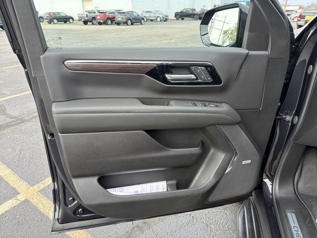 new 2026 Chevrolet Suburban car, priced at $73,999