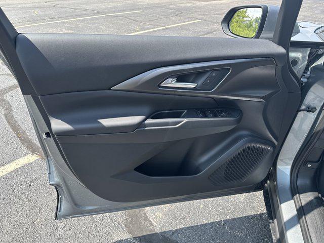 new 2025 Chevrolet Equinox EV car, priced at $38,115