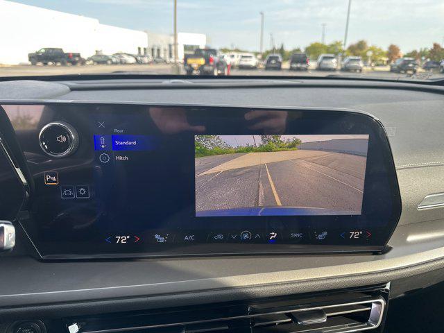 new 2026 Chevrolet Traverse car, priced at $45,999