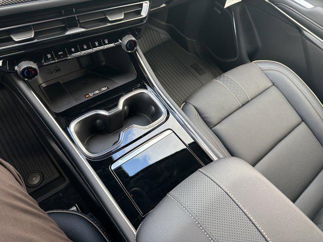 new 2026 Chevrolet Traverse car, priced at $56,999