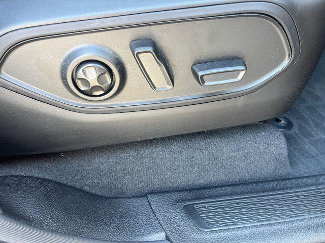 used 2025 Jeep Grand Cherokee car, priced at $42,999