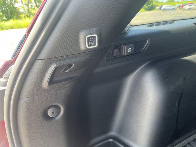 used 2025 Jeep Grand Cherokee car, priced at $42,999