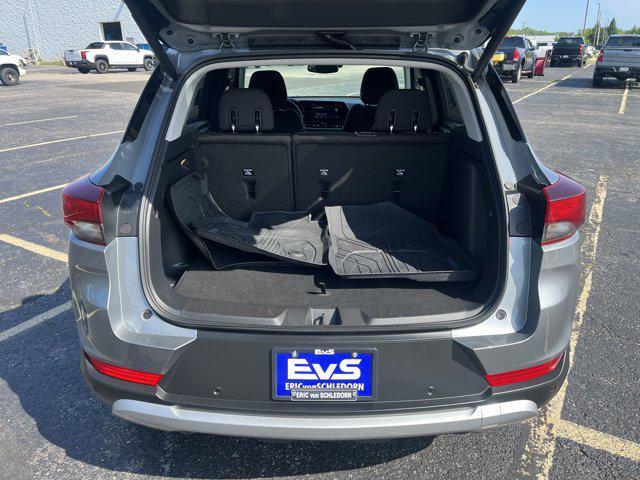 used 2025 Chevrolet TrailBlazer car, priced at $25,999