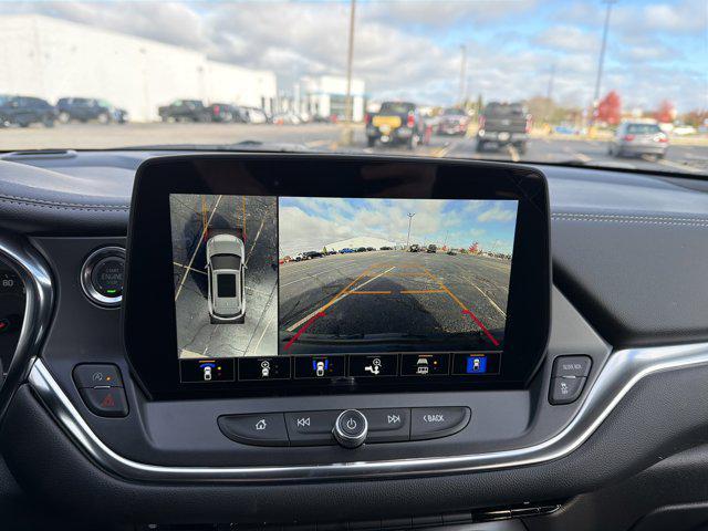 new 2025 Chevrolet Blazer car, priced at $45,670