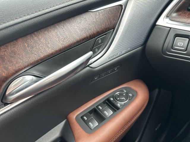new 2025 Cadillac XT5 car, priced at $67,135