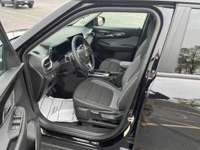 used 2025 Chevrolet TrailBlazer car, priced at $25,999