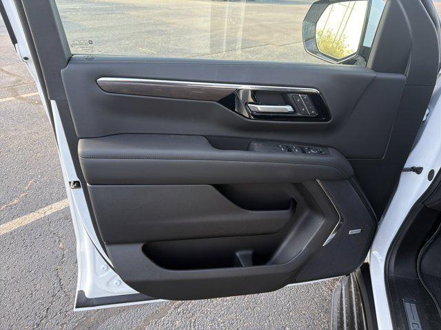 new 2026 Chevrolet Suburban car, priced at $75,090