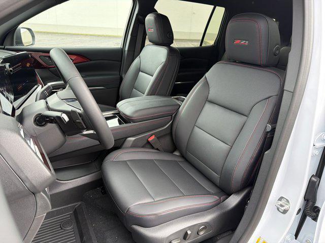 new 2026 Chevrolet Traverse car, priced at $50,999