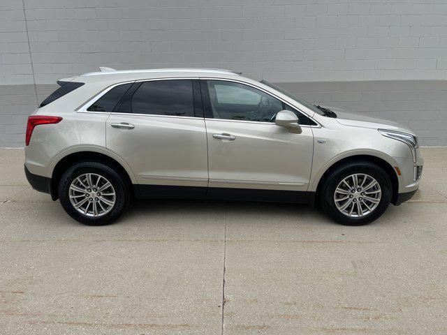 used 2017 Cadillac XT5 car, priced at $17,999
