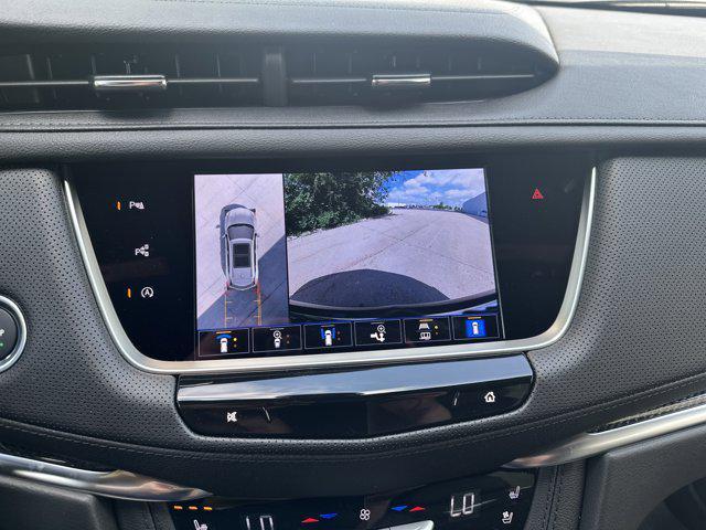 new 2025 Cadillac XT5 car, priced at $68,055