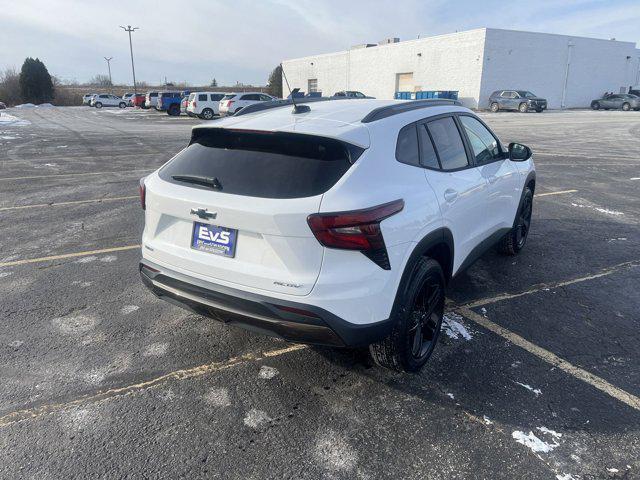 used 2025 Chevrolet Trax car, priced at $23,999