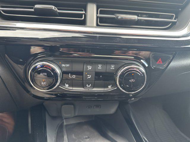 new 2025 Chevrolet Trax car, priced at $26,935