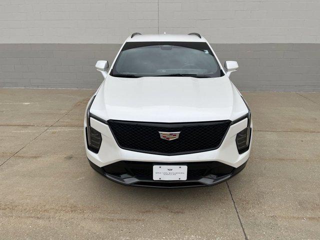 used 2024 Cadillac XT4 car, priced at $37,999