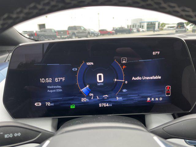used 2025 Chevrolet Equinox EV car, priced at $26,999