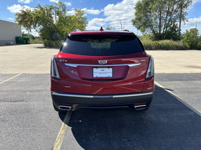 new 2025 Cadillac XT5 car, priced at $65,585