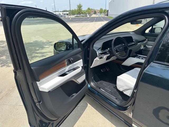 new 2026 Cadillac VISTIQ car, priced at $82,390