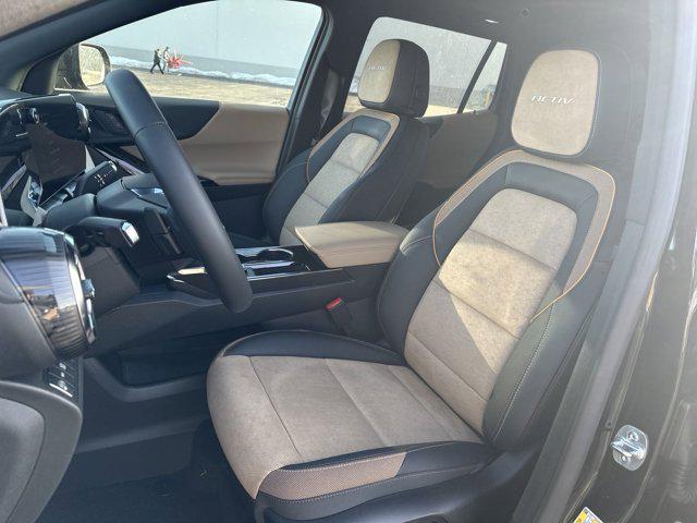 new 2025 Chevrolet Equinox car, priced at $37,999