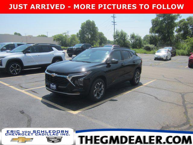 used 2025 Chevrolet Trax car, priced at $21,999