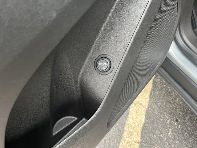 used 2024 Chevrolet Equinox car, priced at $24,999