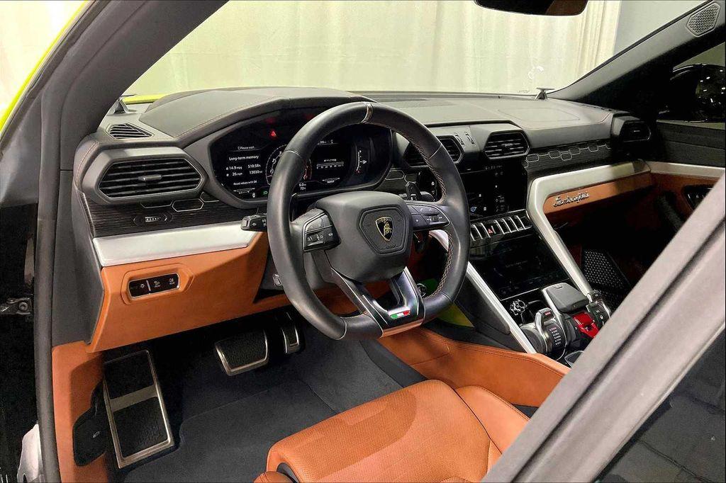 used 2022 Lamborghini Urus car, priced at $224,988
