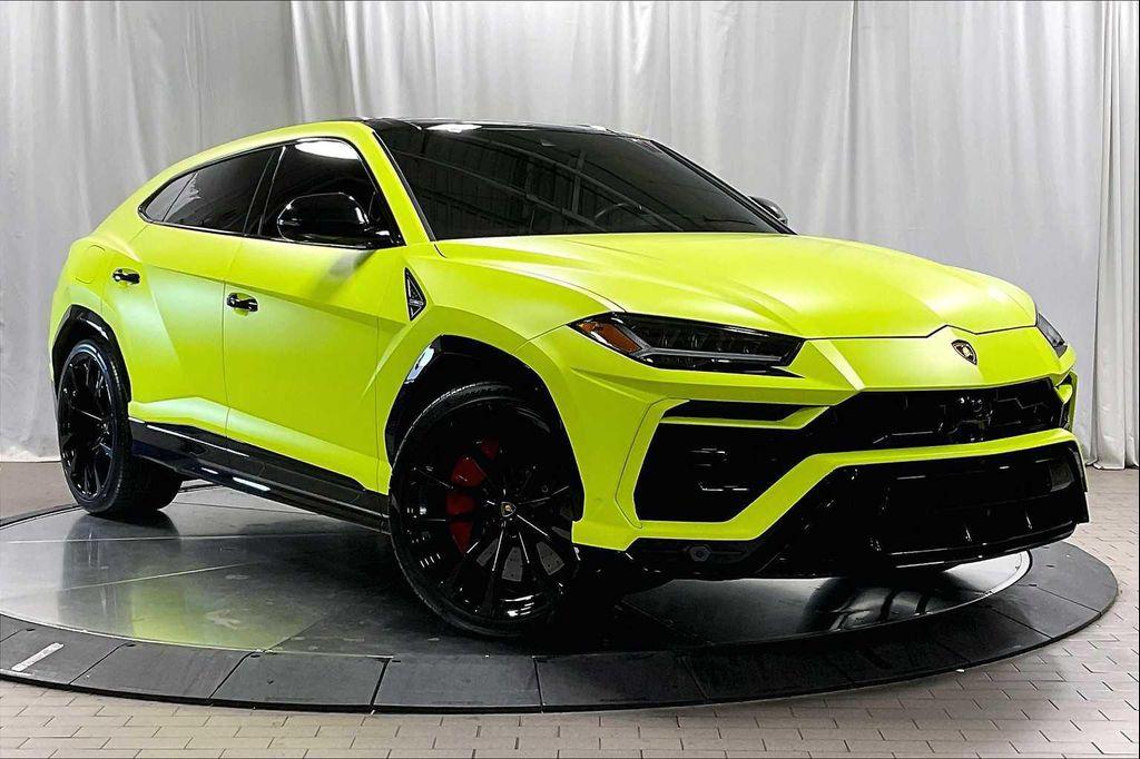 used 2022 Lamborghini Urus car, priced at $224,988