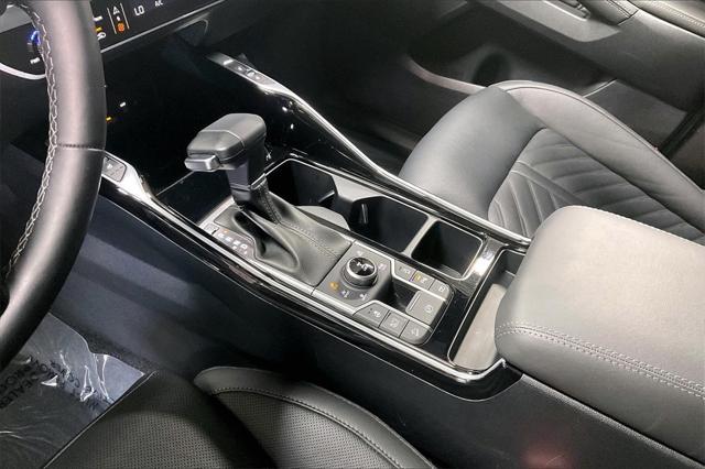 used 2024 Kia Sorento car, priced at $42,288