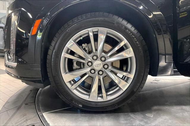 used 2022 Cadillac XT6 car, priced at $36,888