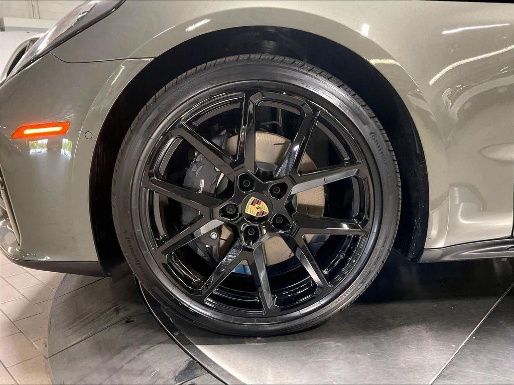 new 2025 Porsche Panamera car, priced at $146,895