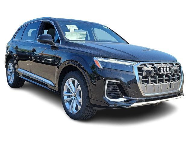 new 2025 Audi Q7 car, priced at $72,735