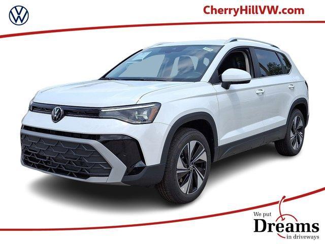 new 2025 Volkswagen Taos car, priced at $32,111