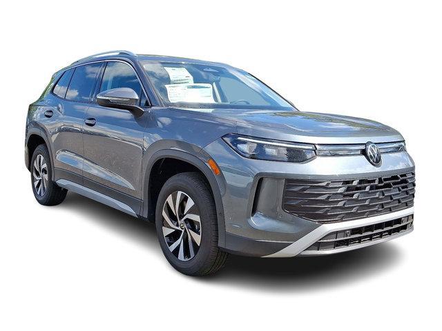 new 2025 Volkswagen Tiguan car, priced at $33,761