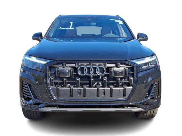 new 2025 Audi Q7 car, priced at $77,735