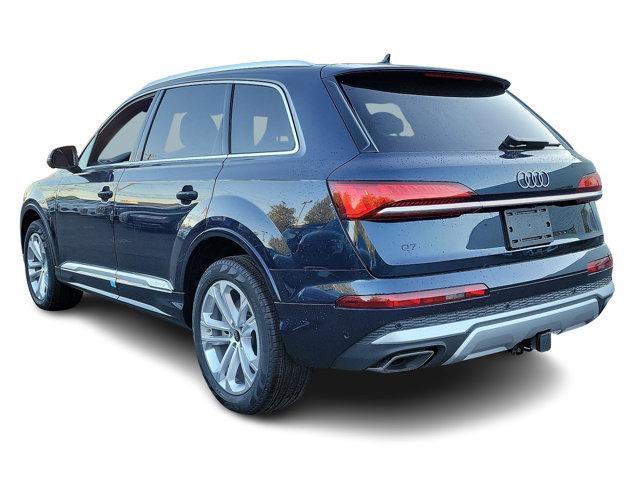 new 2025 Audi Q7 car, priced at $75,800