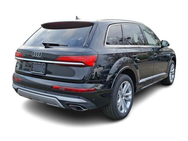 new 2025 Audi Q7 car, priced at $65,730