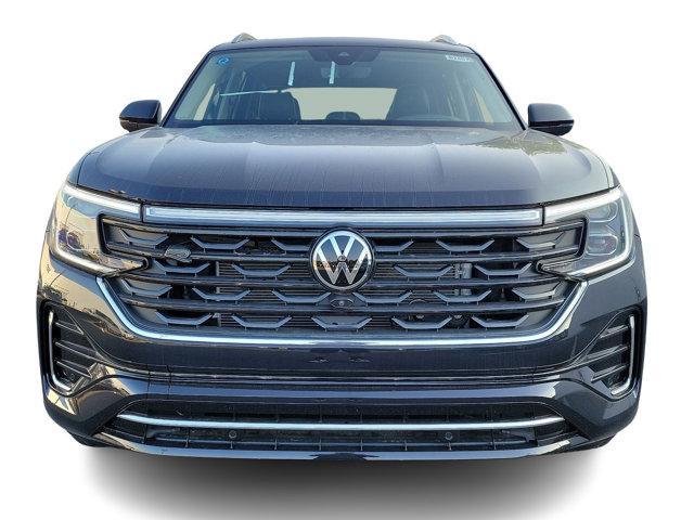 new 2024 Volkswagen Atlas car, priced at $56,222