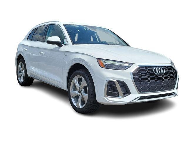 new 2024 Audi Q5 car, priced at $55,895