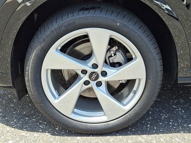 new 2025 Audi Q5 car, priced at $61,390
