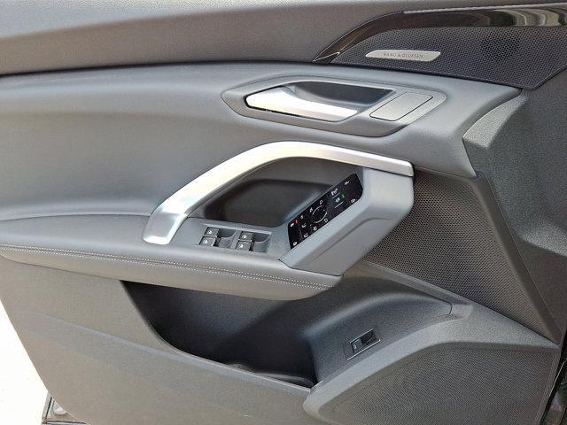new 2025 Audi Q5 car, priced at $61,390